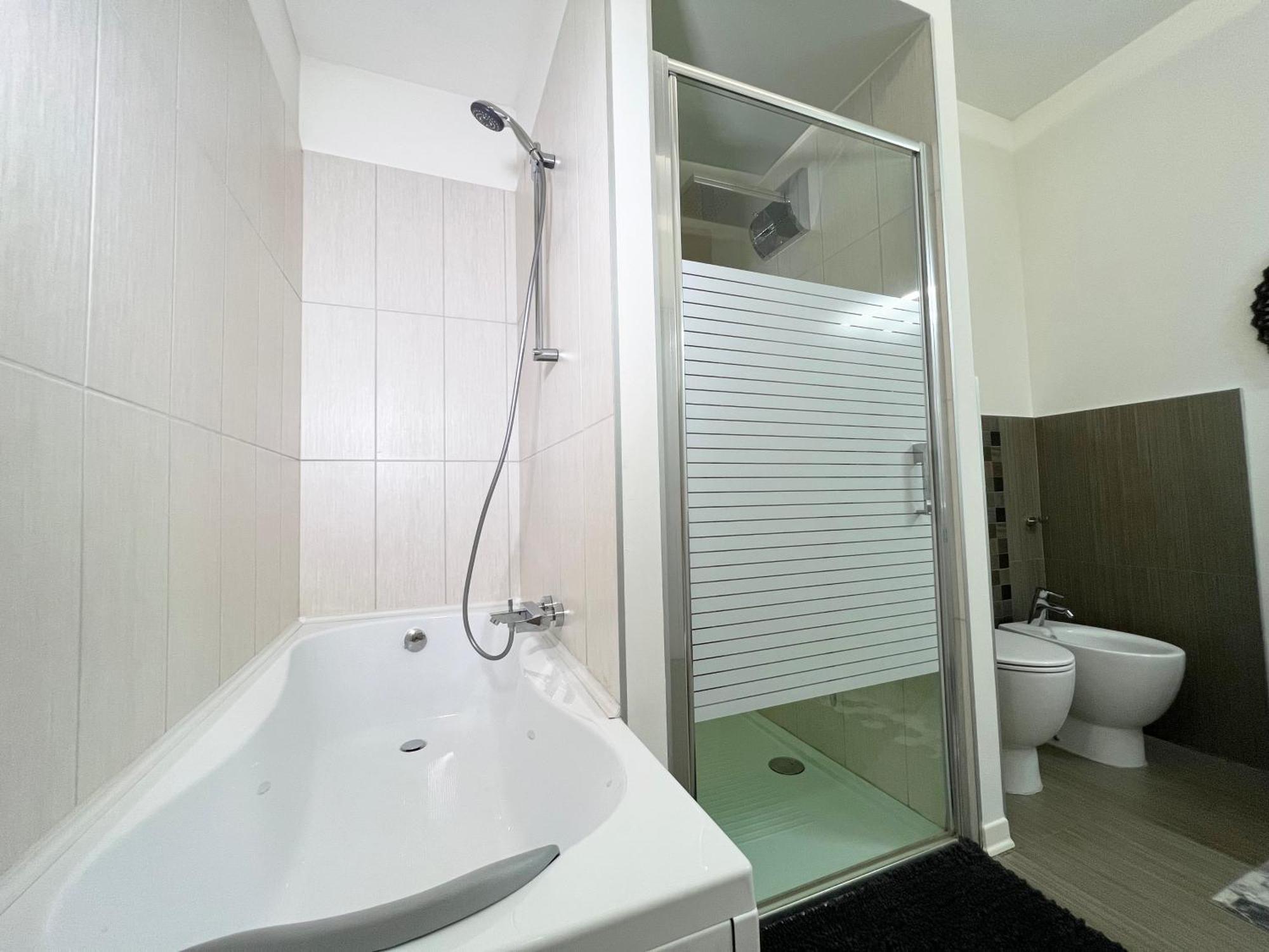 Appartamento con 2 Camere da Letto